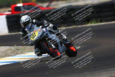 media/Jun-07-2025-TrackDaz (Sat) [[4413525952]]/A Group/1pm (Turn 1)/
